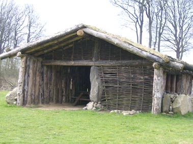 Steinzeitpark Albersdorf - Kult
                                -Hütte